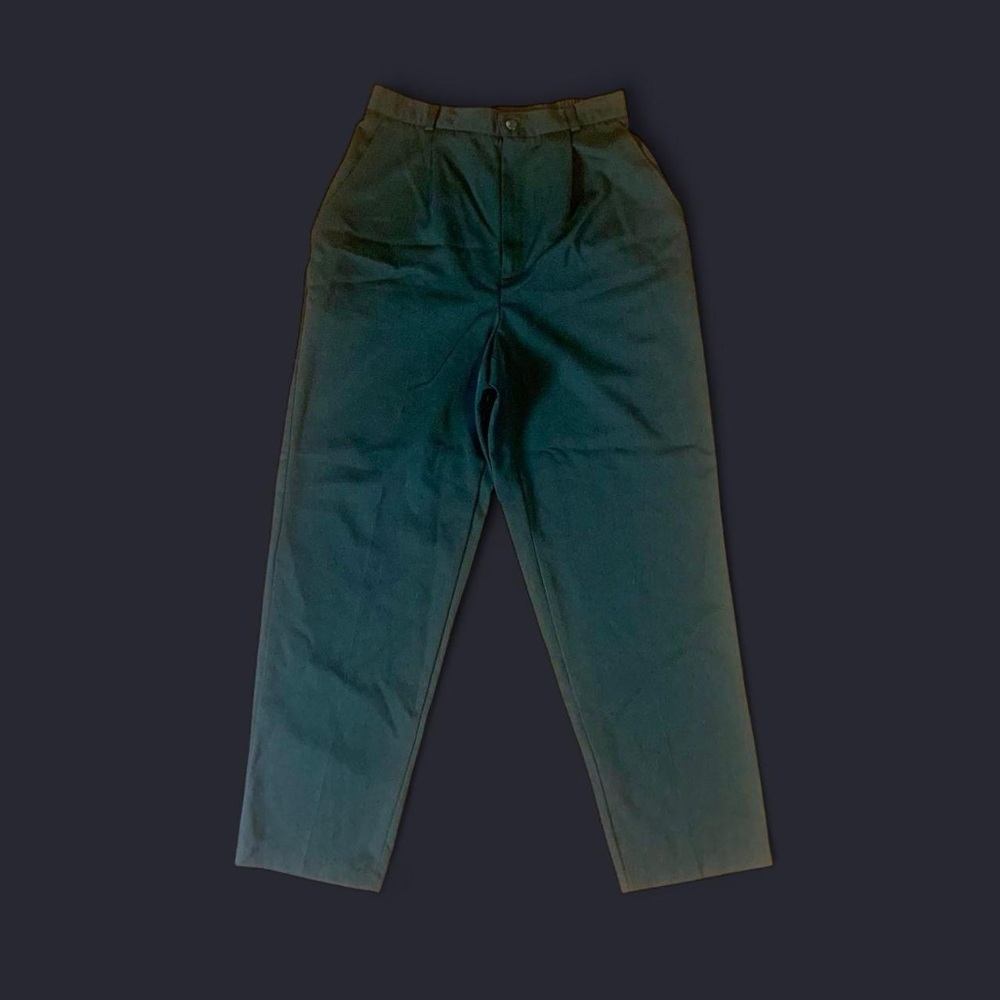 Classic Straight-Leg Pants in Dark Green